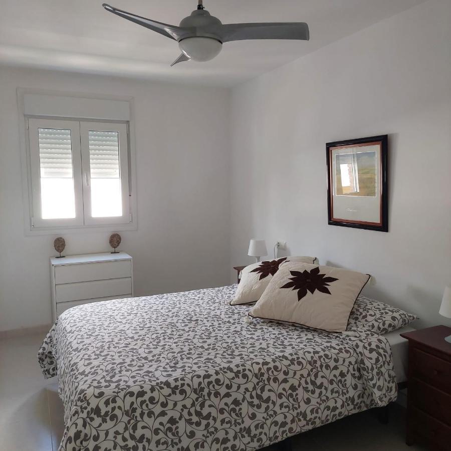 Apartamento Frente A La Playa Piso 3 Estepona Luaran gambar
