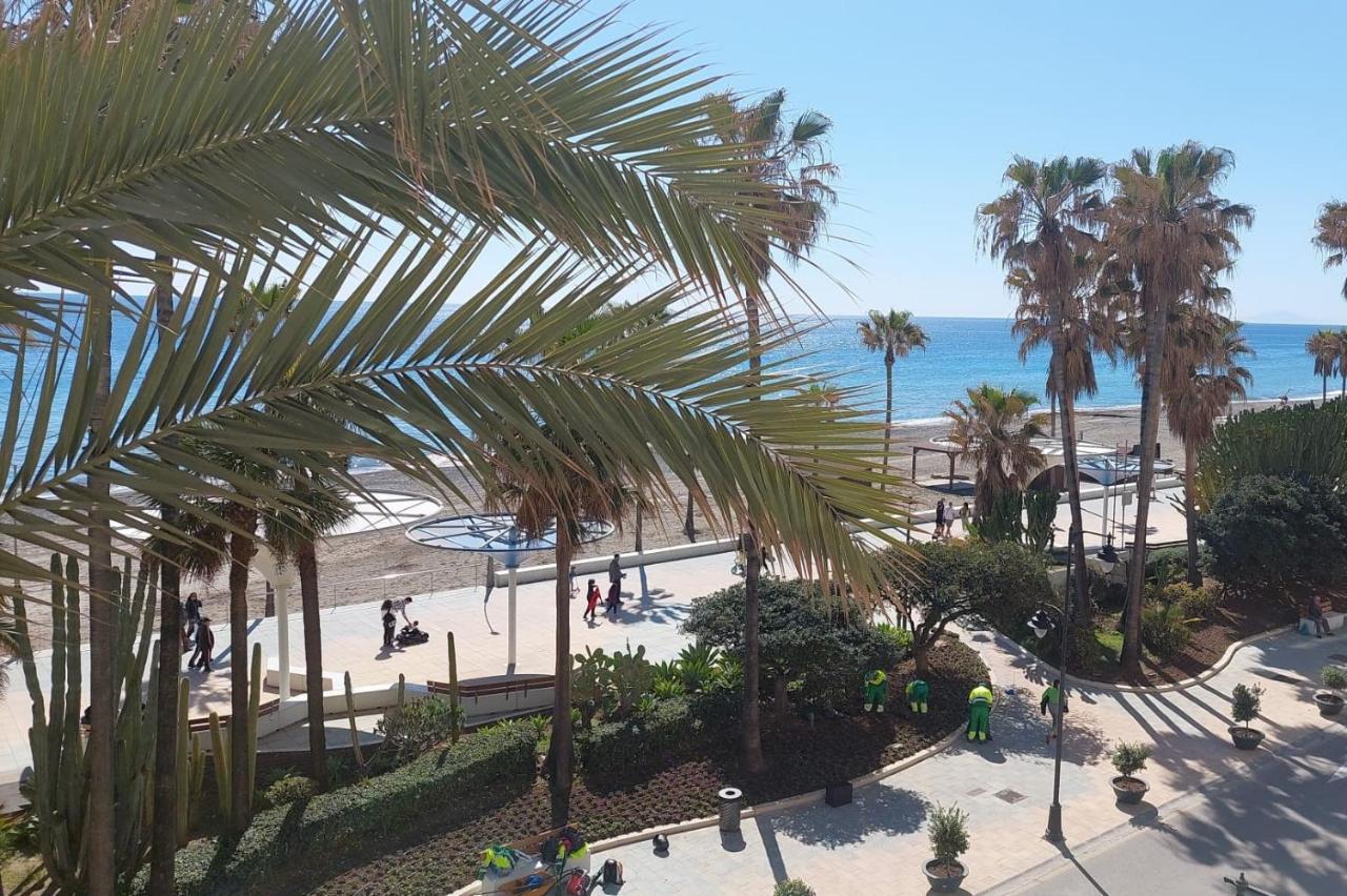 Apartamento Frente A La Playa Piso 3 Estepona Luaran gambar