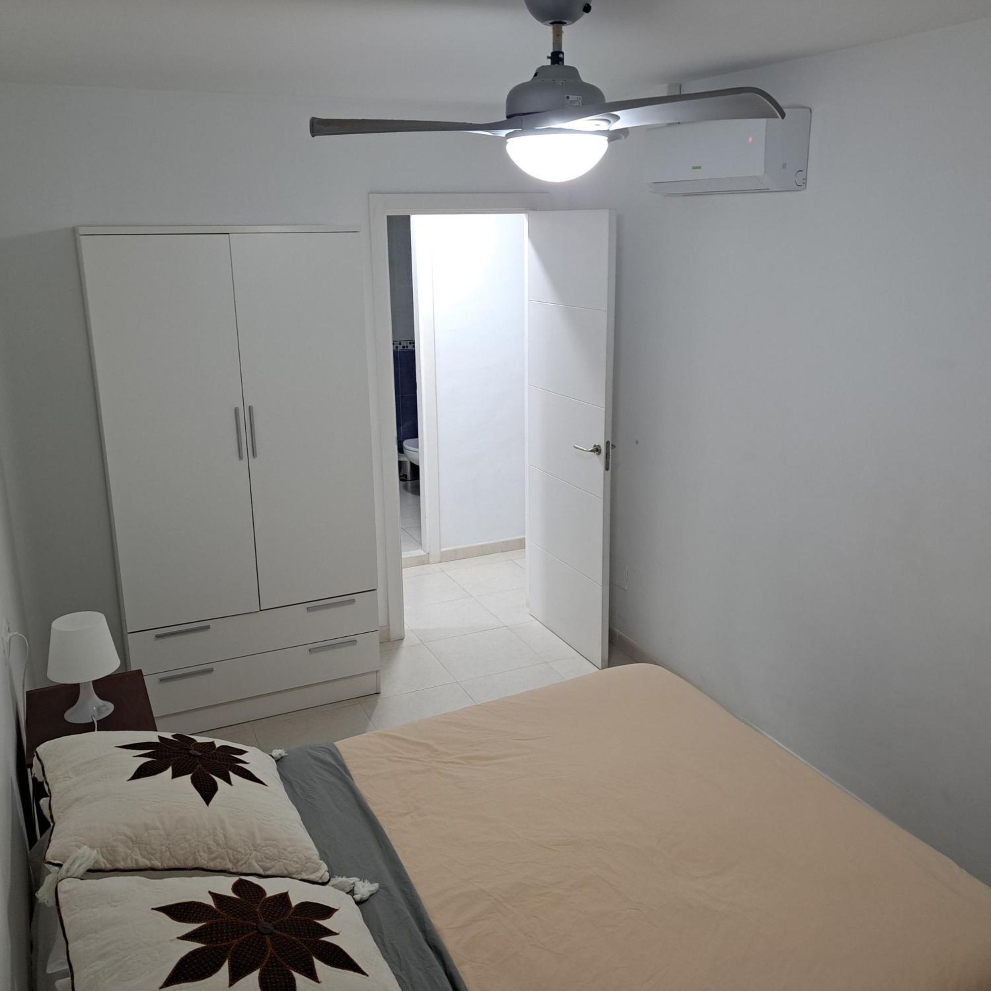 Apartamento Frente A La Playa Piso 3 Estepona Luaran gambar